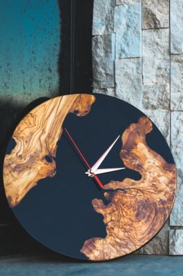 Black Epoxy Resin Art walnut Wood Wall Clock Design Handmade wall