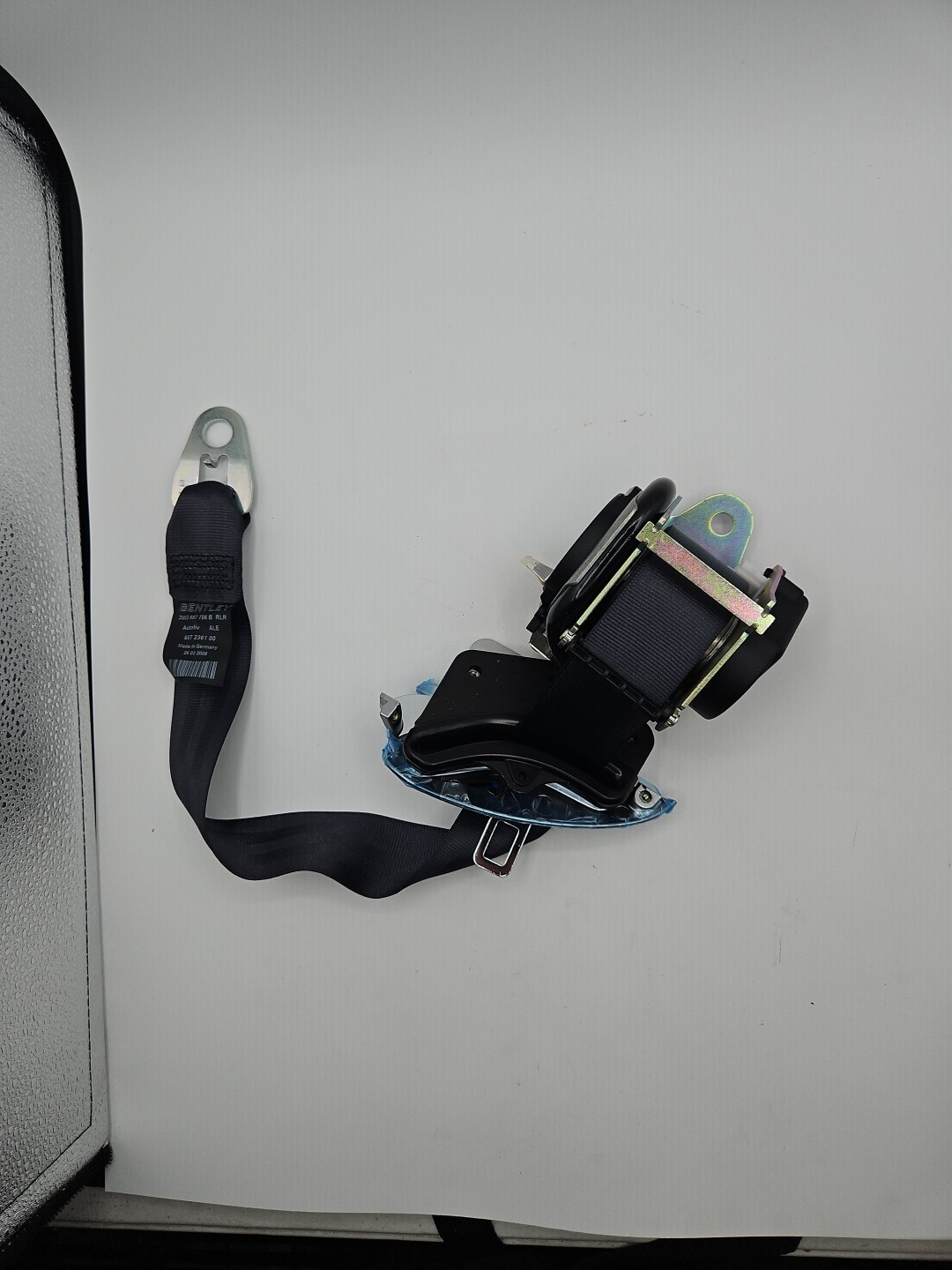 BENTLEY SEATBELT FRONT RIGHT HAND SEAT (3W3857706BRLR)