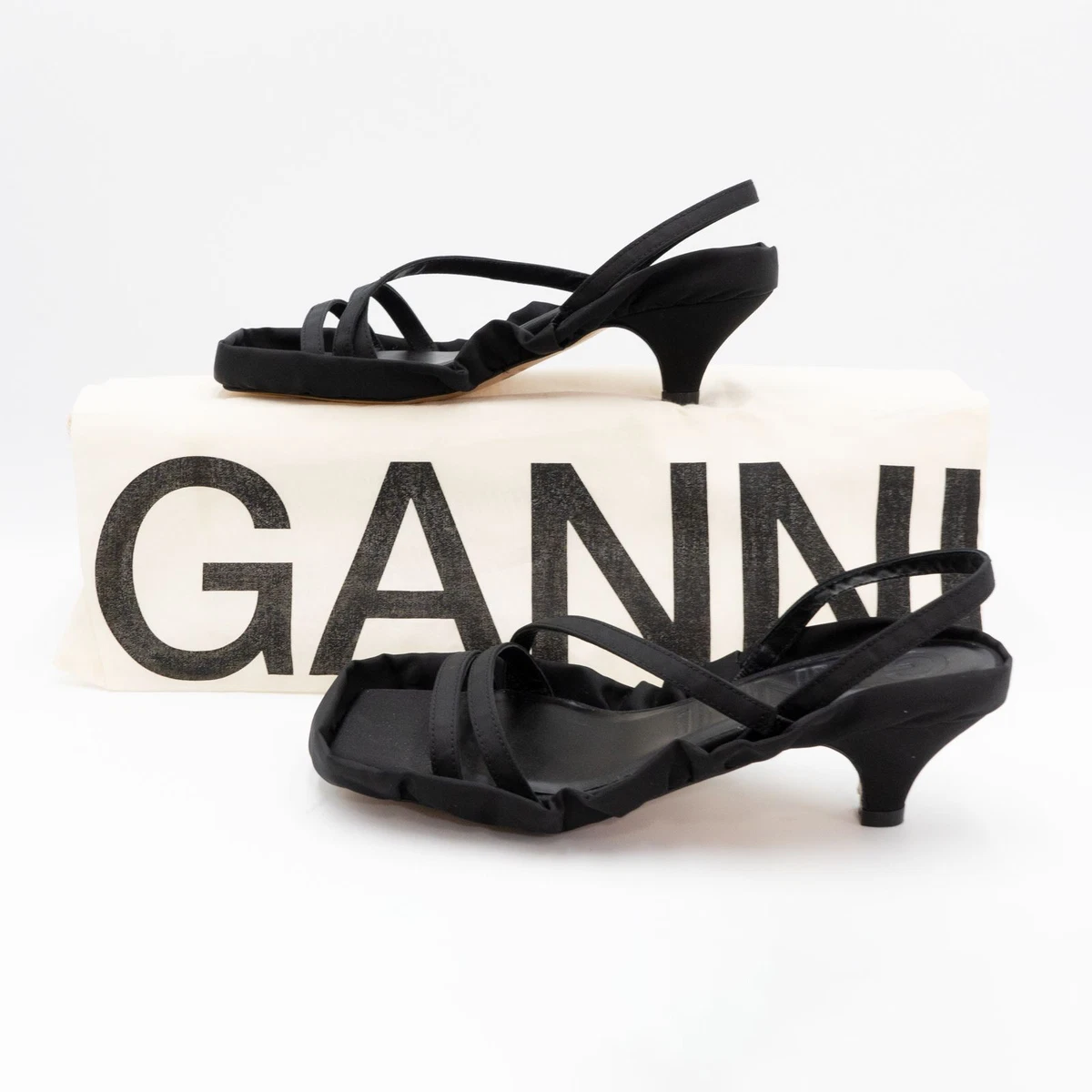 Kitten heel deals black sandals uk