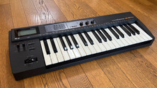 Roland SK-88 PRO Keyboard Synthesizer Black keyboard Working tested Used