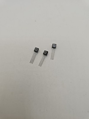 3x 78L10AC Positive-Voltage Regler TO-92 (KL24-6-2) 