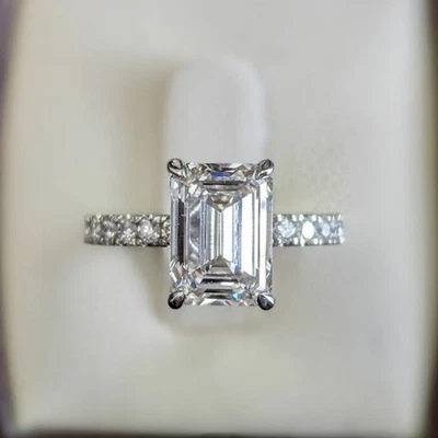 4.00 Ct Emerald Cut IGI Certified Lab Grown Diamond Wedding Ring 18k White Gold - Image 1 of 4