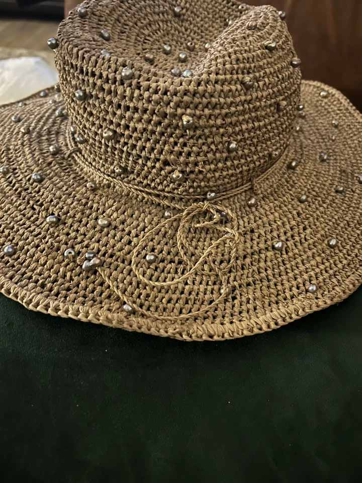 Sombrero de rafia Helen Kaminski Australia perlas de imitación playa vacaciones complejo vacacional Foto 2 de 4