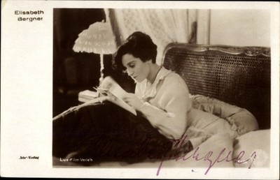 Ak Schauspielerin Elisabeth Bergner, Portrait, Autogramm-Stempel - 10875601