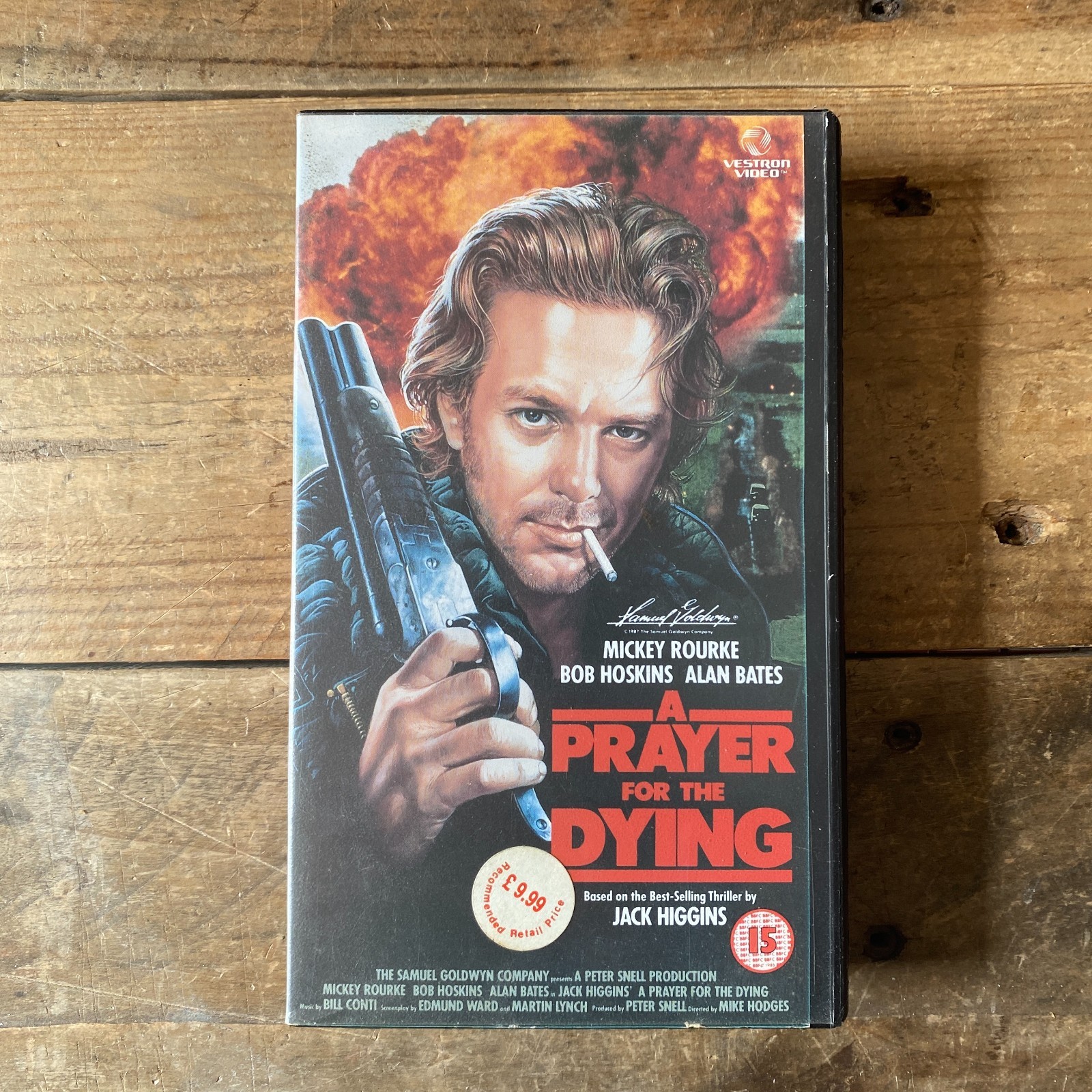 A Prayer for the Dying VHS - Mike Hodges - Mickey Rourke - Vestron Video