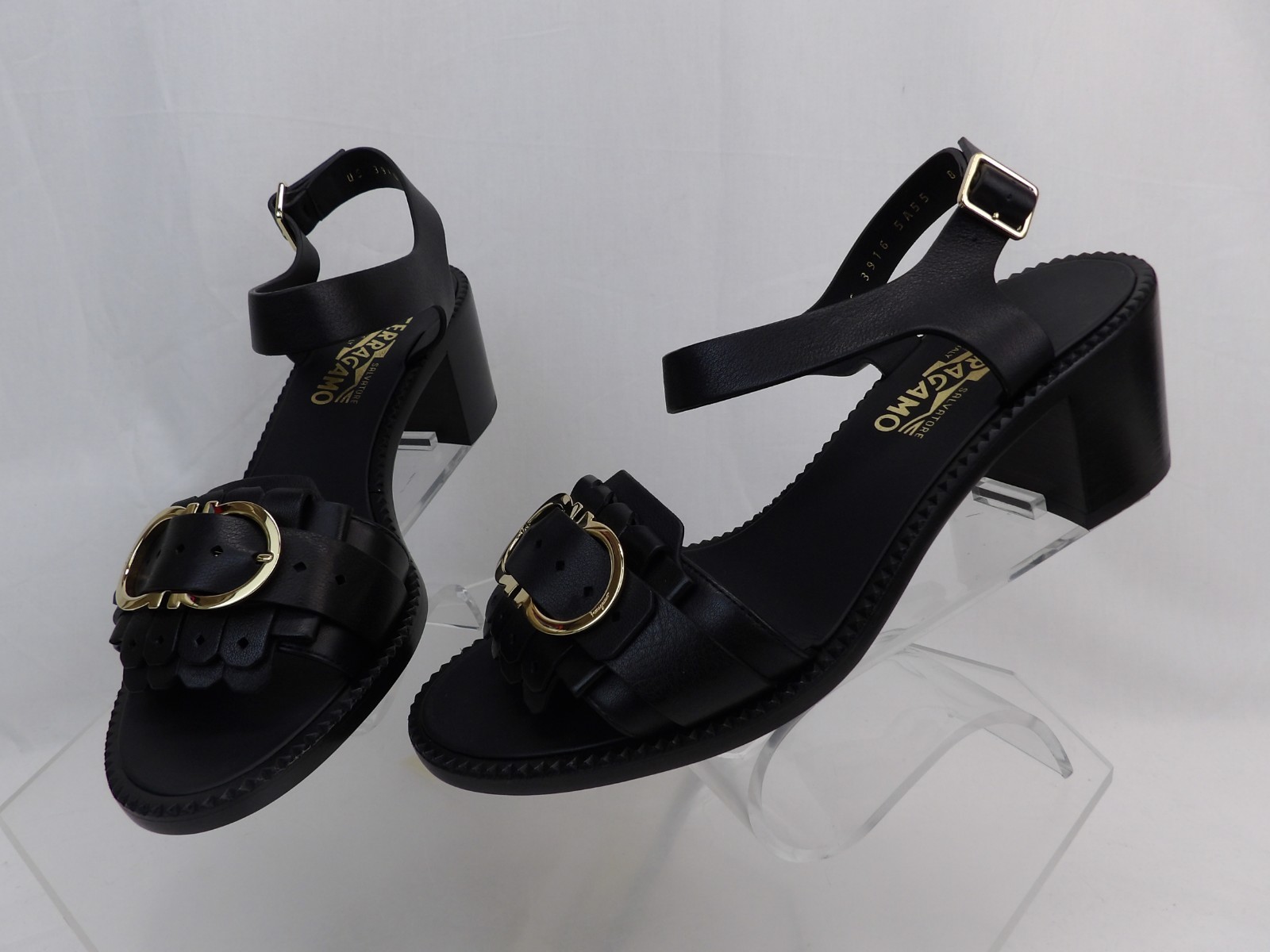 SALVATORE SALVATORE SALVATORE FERRAGAMO ELAN BLACK LEATHER GANCINI FRINGE BIT SANDALS PUMPS 9.5 B 9fd165 SALVATORE SALVATORE SALVATORE FERRAGAMO ELAN BLACK LEATHER GANCINI FRINGE BIT SANDALS PUMPS 9.5 B 9fd165
