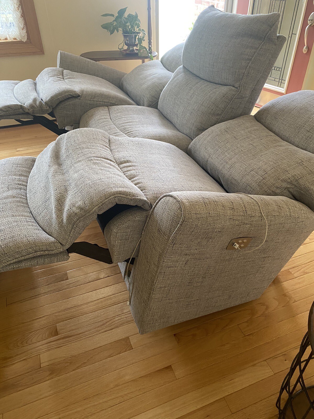 LaZBoy power recliner sofa eBay
