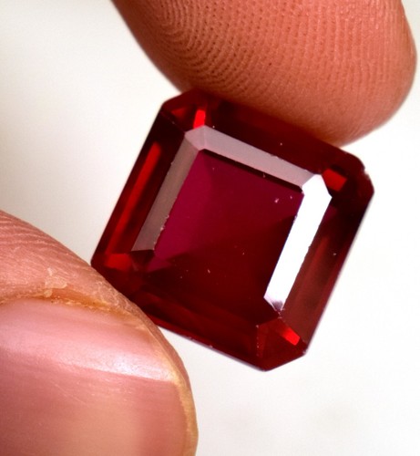Mozambique Red Ruby Emerald Cut 11.40 Ct Loose Gemstone Lab-Created - Picture 5 of 6
