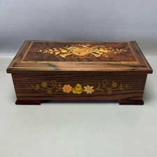 THORENS Wood MUSIC BOX w/ 7 DISCS Sorrento  and Switzerland