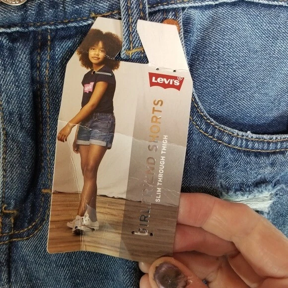 Levis girlfriend slim through thigh shorts girls size 16 new - Image 2 of 4