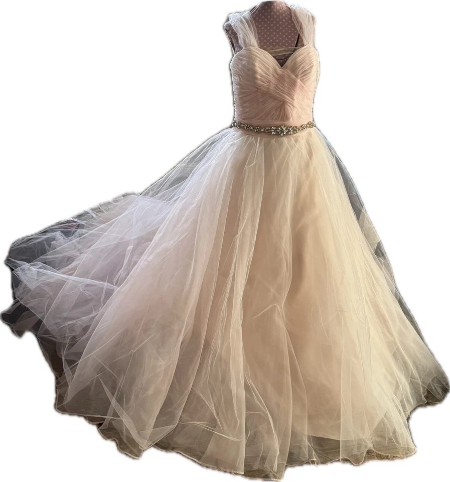 WOW!! Mori Lee by Madeline Gardner Light Pink Wedding Dress 31" waist 35" breast - Image 2 of 4