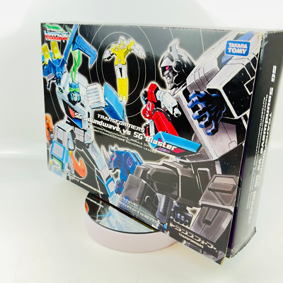 Transformer Takara Tomy Shattered Glass SG Soundwave vs SG Blaster