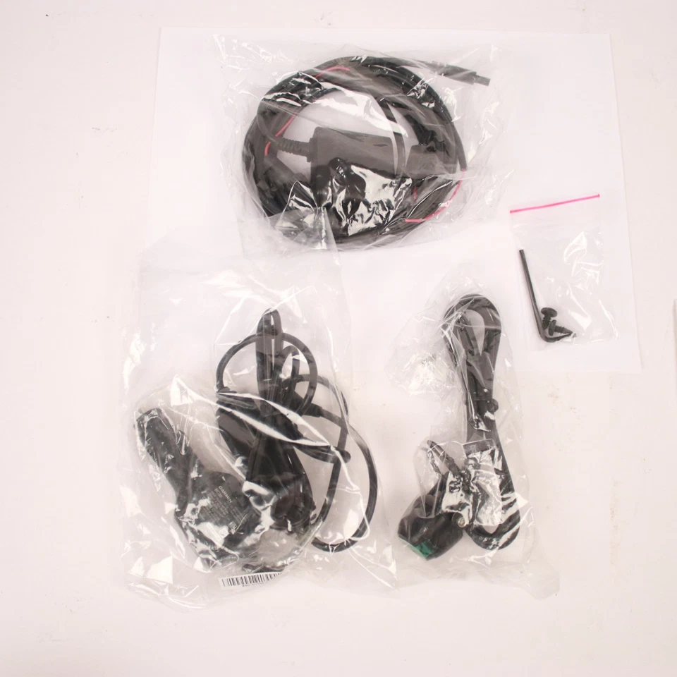 Garmin BC 30 Wireless Backup Camera with Car Adapter - Image 2 of 3