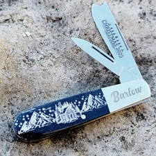 BEAR & SON CUTLERY USA CHRISTMAS CABIN IN MOUNTAINS BLACK BONE BARLOW KNIFE