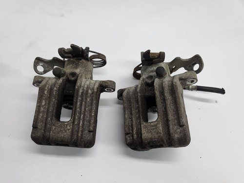 VW Passat 3BG - Bremssattel Bremszange Bremse hinten rechts & links (04)