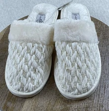 SoleMates Slides Slippers Women’s Large 8-9 Cable Knit Faux Fur Comfy Indoor