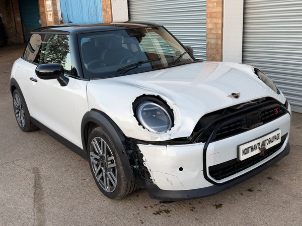 eBay - 2025 75 MINI Cooper S 2.0 Class...