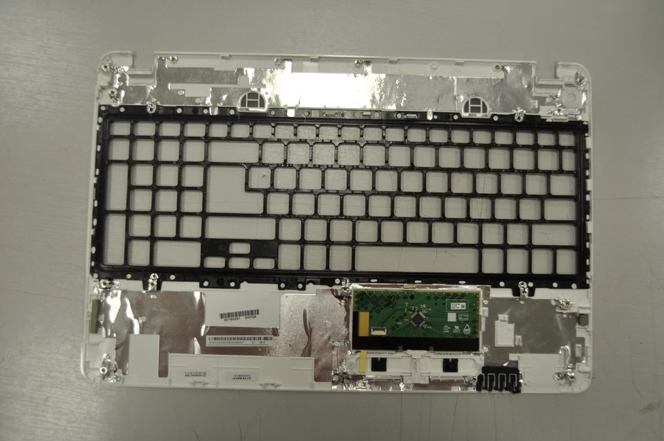 Gateway NV52L NV56 NV56R NV56R10U Palmrest w Touchpad ap0nn000420 - Image 2 of 2