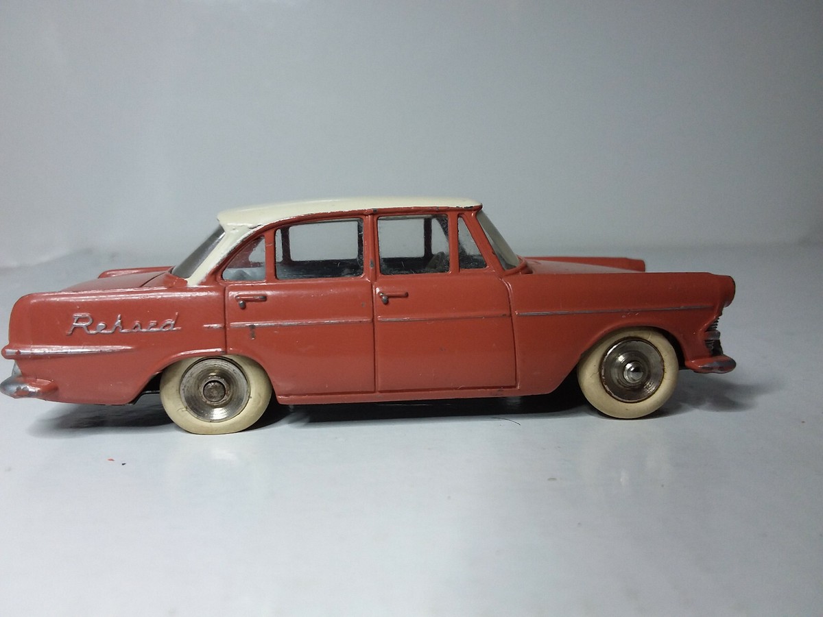 オペル　レコード　　ディンキートーイズ オペル レコード ディンキートーイズ 1円～ DINKY TOYS OPEL