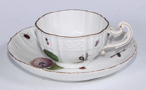 Meissen Porcelain Fruit, & Bugs Tea Cup & Saucer 1740 - Picture 3 of 18