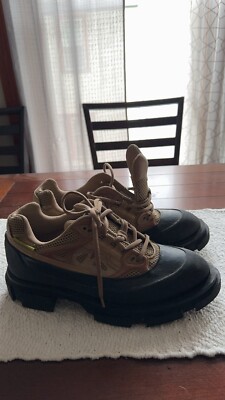 Size 9 DESIGNER SHOES ( Both Runners) ( only 100 pairs made) (RARE) 