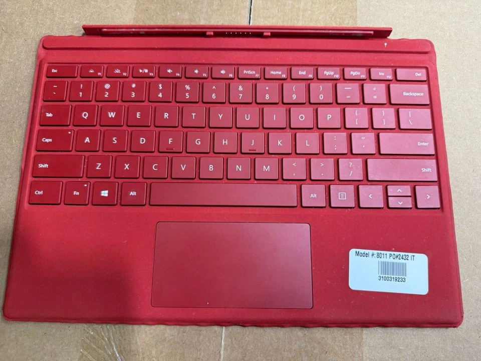 Microsoft 1725 Type Cover Red for Surface Pro 3,4,5,6,7 Backlit Keyboard OEM - Image 4 of 4