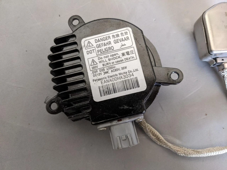 Блок управления балластным воспламенителем ксеноновой фары для Subaru Nissan Infiniti 2004-17 годов выпуска от оригинального производителя - Изображение 2 из 4