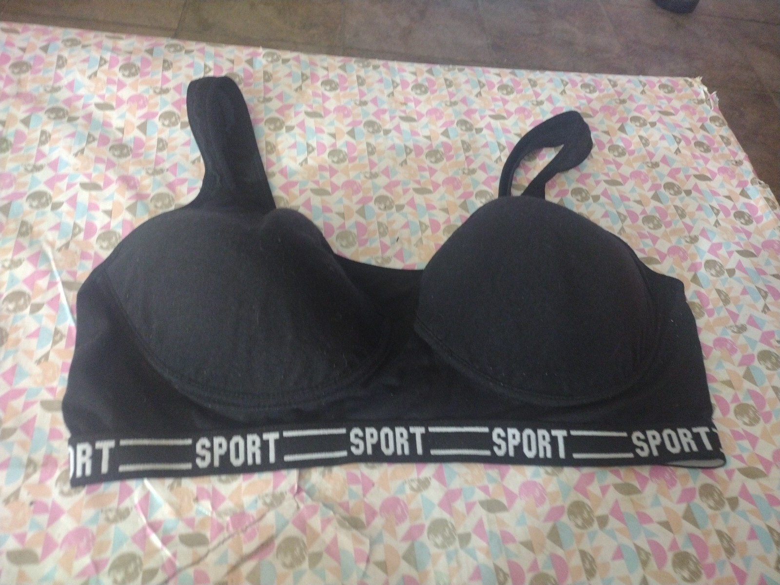 Women's Bra Black and White Sport Bra Wire Free.
