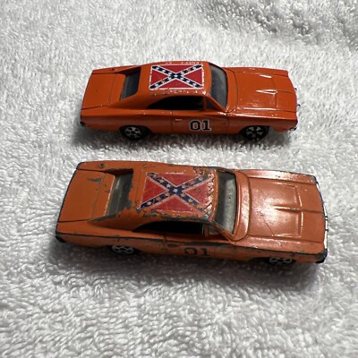 Vintage 1981 Ertl Dukes Of Hazzard GENERAL LEE Car 1/64 Scale