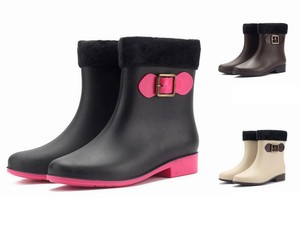 fur lined gumboots