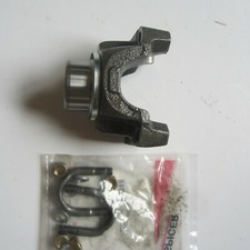 Fits Jeep Dana 25 27 Yoke 10 Spline 1310 Series With U Bolt Kit