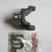 Dana 44 Yoke With U Bolts 10 Spline 1310 series All with 10 spline pinion