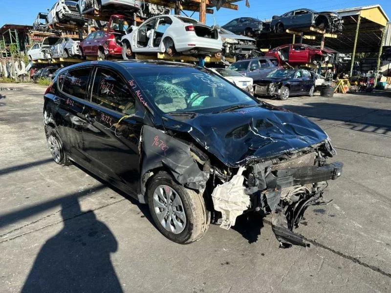 Manija interior de la puerta del conductor trasero izquierdo 2015 16 17 Hyundai Accent Foto 3 de 4