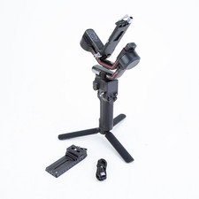 DJI RS 3 Gimbal Stabilizer - SKU 1949758
