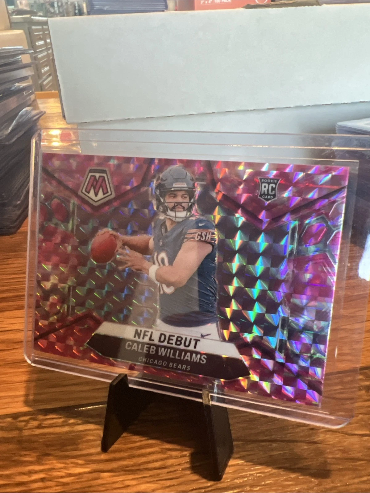 2024 Panini Mosaic Caleb Williams #289 NFL Debut Pink Camo Prizm (RC)