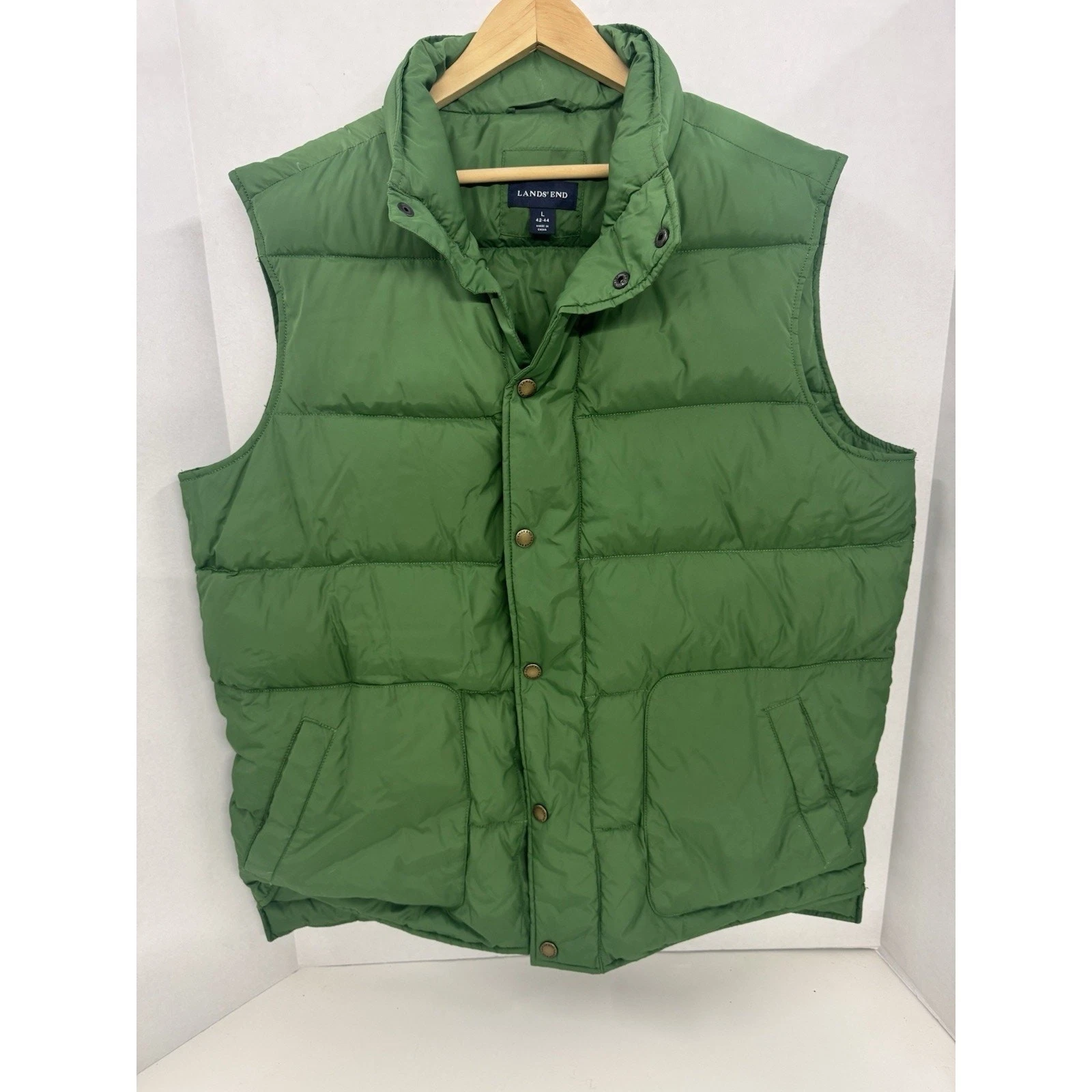 Lands' End Men's Vintage Down Puffer Vest Size L 42 Green
Opens in a new window or tab