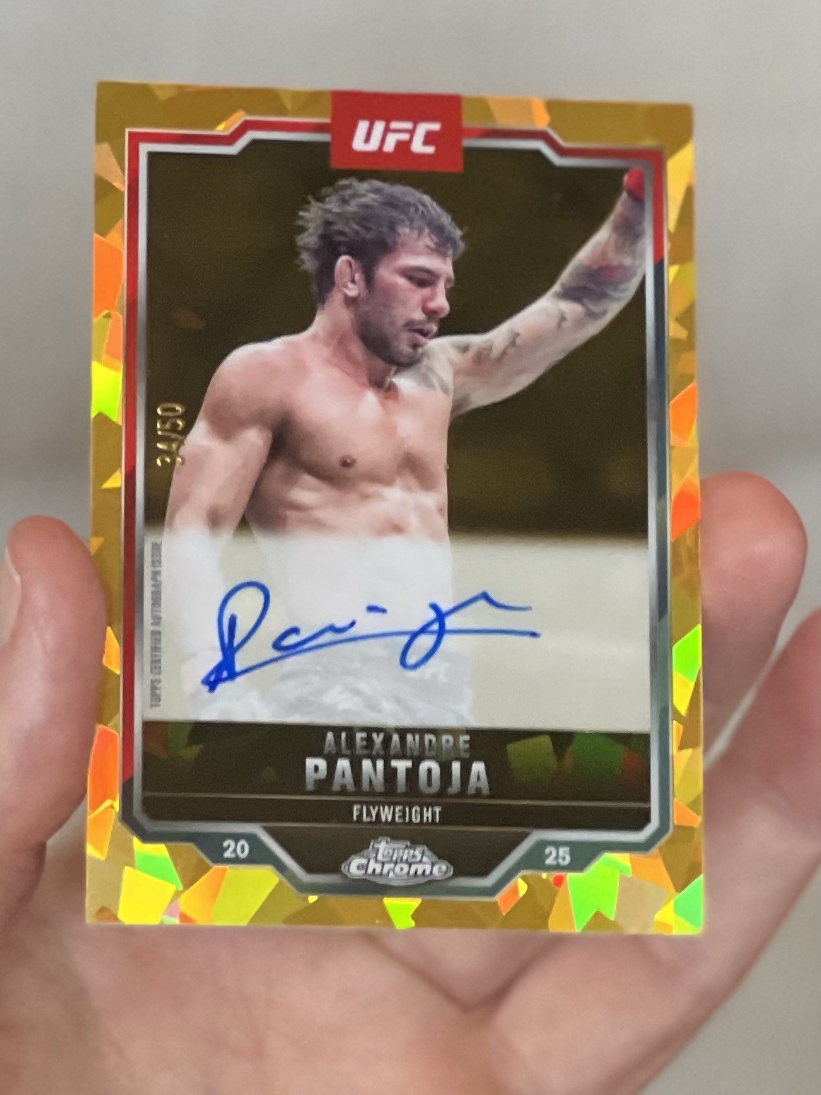 🔥2025 Topps Chrome UFC Sapphire Alexandre Pantoja Veteran Gold Auto /50 💪✈️