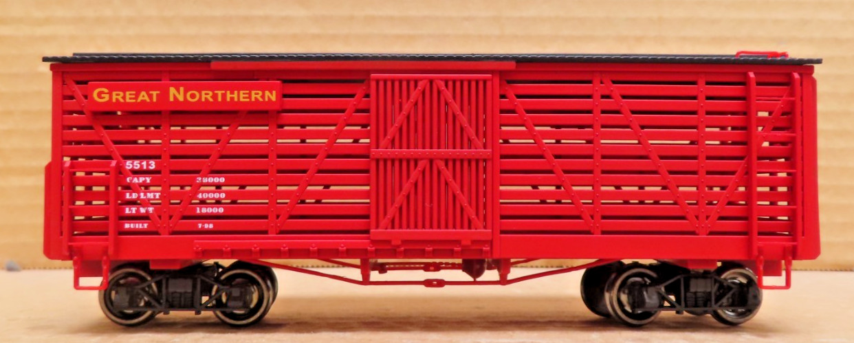 Bachmann Spectrum 27511 On30 Freight Cars Stock Car Great Northern Boxed