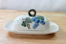 Metlox 1963 Sculptured Grapes Poppytrail California Two Piece Butter Dish