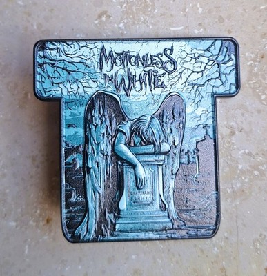 MOTIONLESS IN WHITE - GRAVEYARD SHIFT -- PIN / BADGE / ANSTECKER -- METALCORE