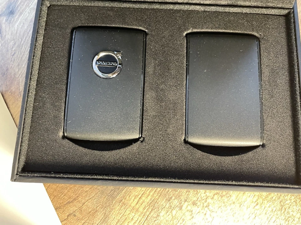 Cubierta de llavero Volvo genuina Volvo 31652172 XC90, XC60, XC40, S90, V90, V60 Foto 3 de 4