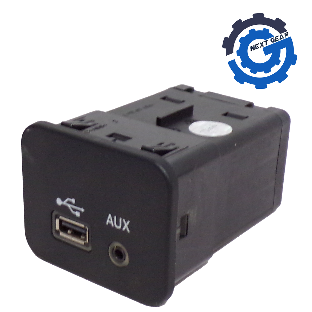 New OEM Mopar Media Hub USB Console Charger 2015-2016 Chrysler 200