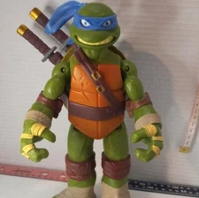 Teenage Mutant Ninja Turtle Leonardo action figure, 2012 Viacom International
