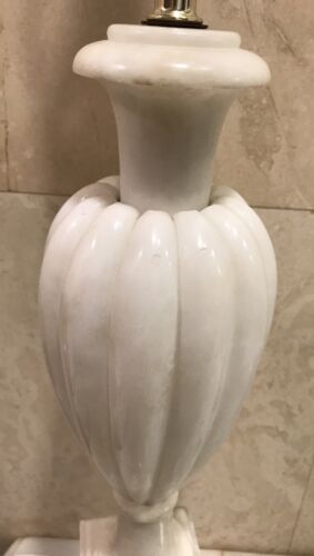Ornate Italian NeoClassic Creamy Ivory ALABASTER MARBLE Table Lamp Favolosađź’• - Picture 10 of 19
