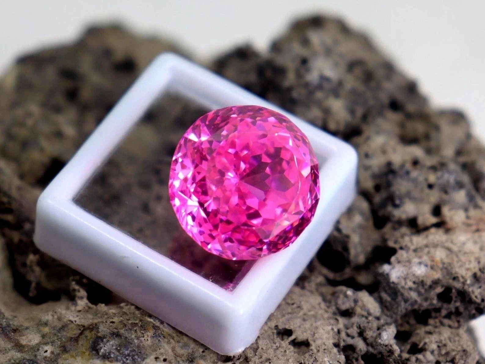 EGL 101.40 Ct Certified Natural Pink Zircon Cambodian Oval Cut Loose Gemstone