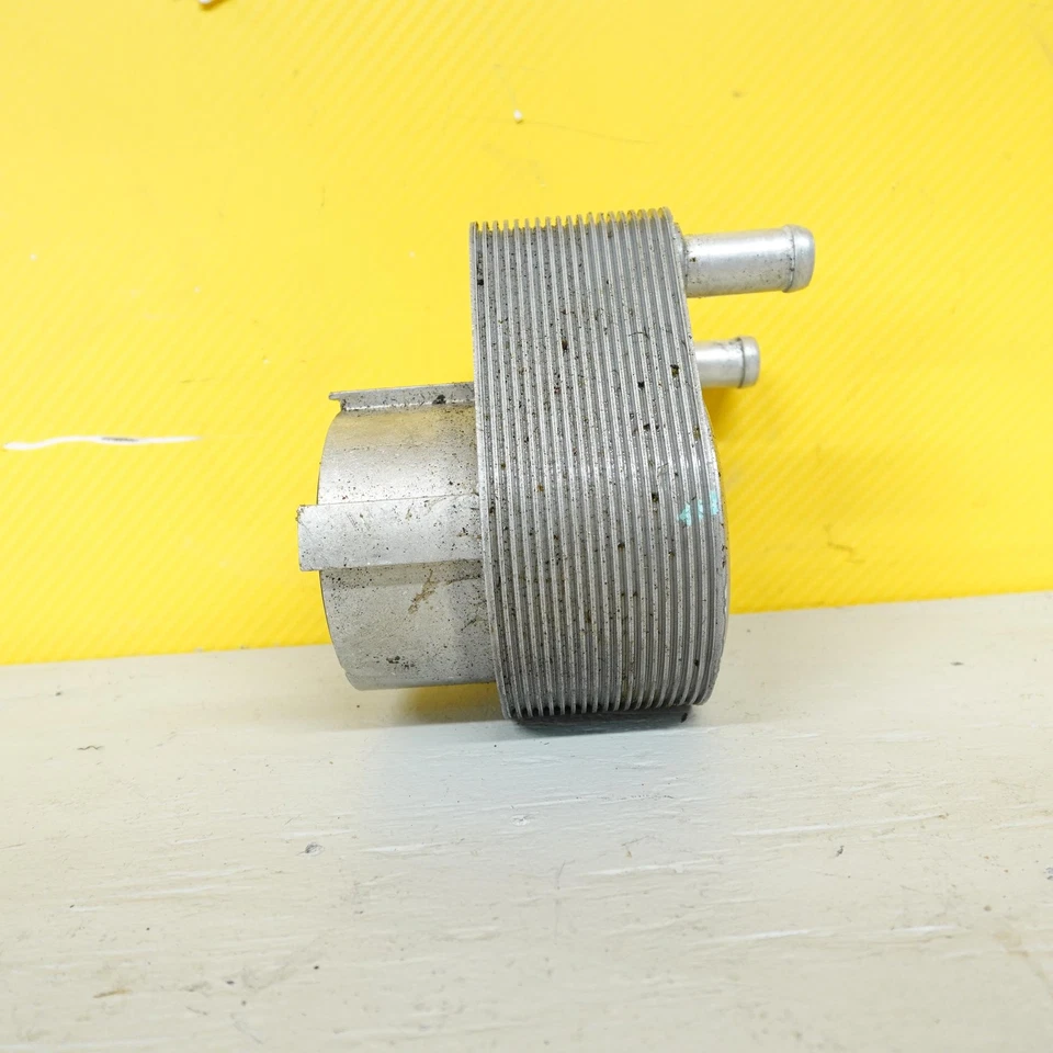 Dodge Charger 2012-2023 enfriador de aceite de motor 6,4 L 5,7 L 5037523ab Mopar Foto 3 de 4