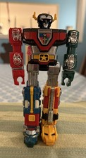 VOLTRON — Defender of the Universe — Vintage Die- Made in Taiwan — 1981