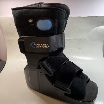 United Ortho USA14015 Short Cam Walker Fracture Boot Sprain Ankle Black Medium