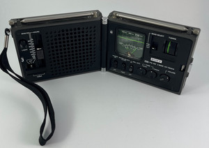 ビンテージ　短波ラジオ SONY ICF-7601 美品！ s-l1200.jpg