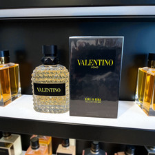 Valentino Uomo Born In Roma Yellow Dream 3.4 oz. EDT Men in Original Box Sealed